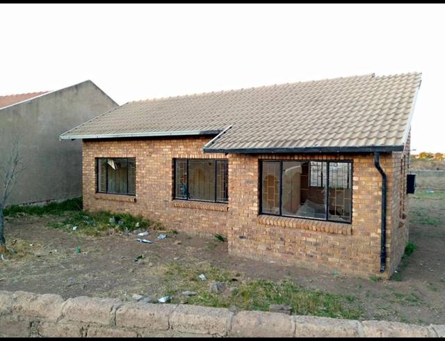 2 BEDROOM HOUSE FOR SALE IN SOSHANGUVE LL
